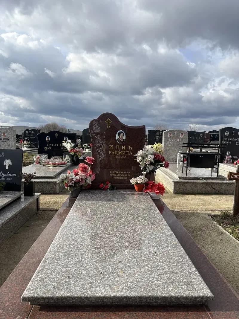 Kamenorezački rad - izrada spomenika